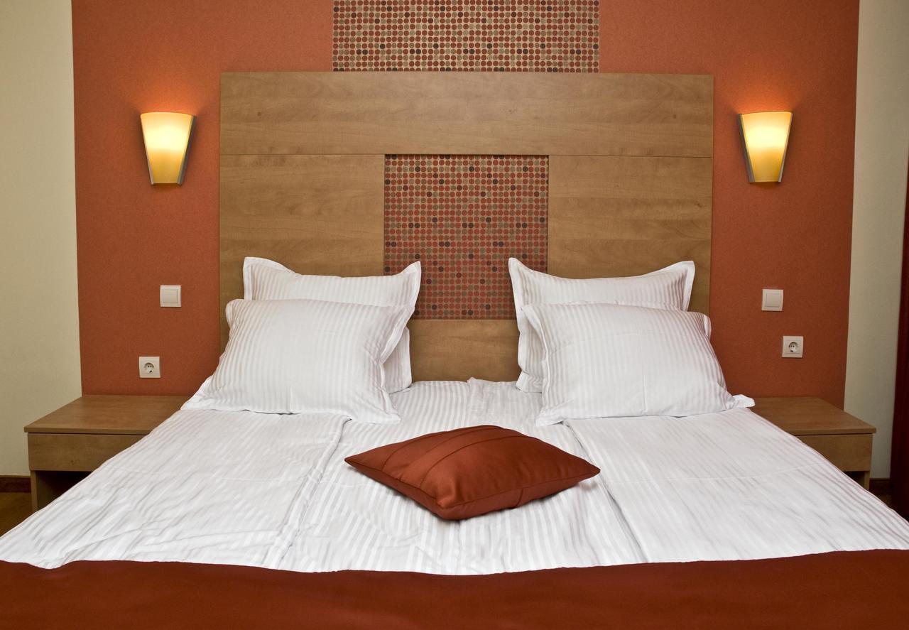 סופיה Hotel 4 Zona מראה חיצוני תמונה